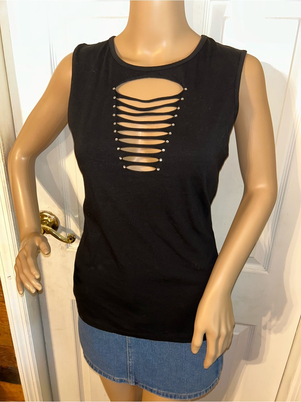 Black Sleeveless Cutout Front Tank Top